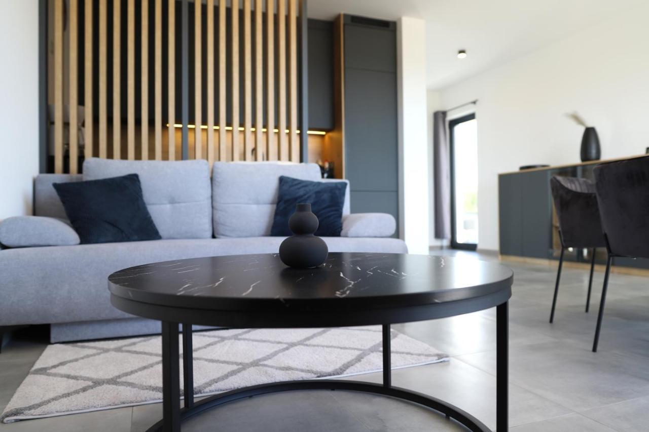 Apartments Terra Sun With Private Pool Or Jacuzzi Njivice Εξωτερικό φωτογραφία